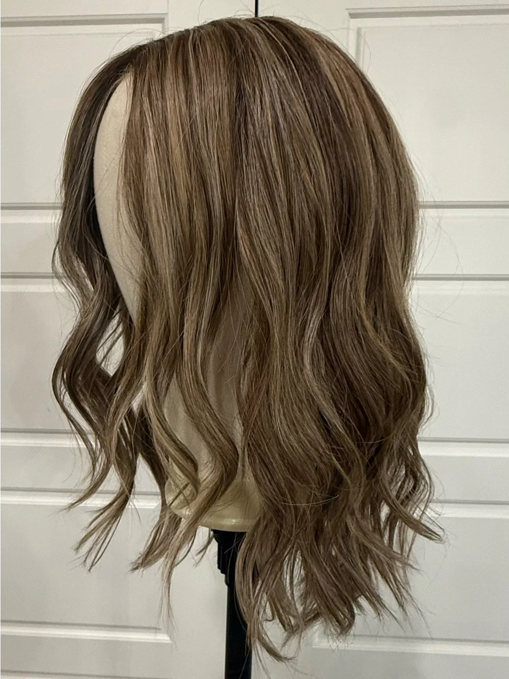 Selfie Mode wig by Raquel Welch SS Cappuccino 12/22SS